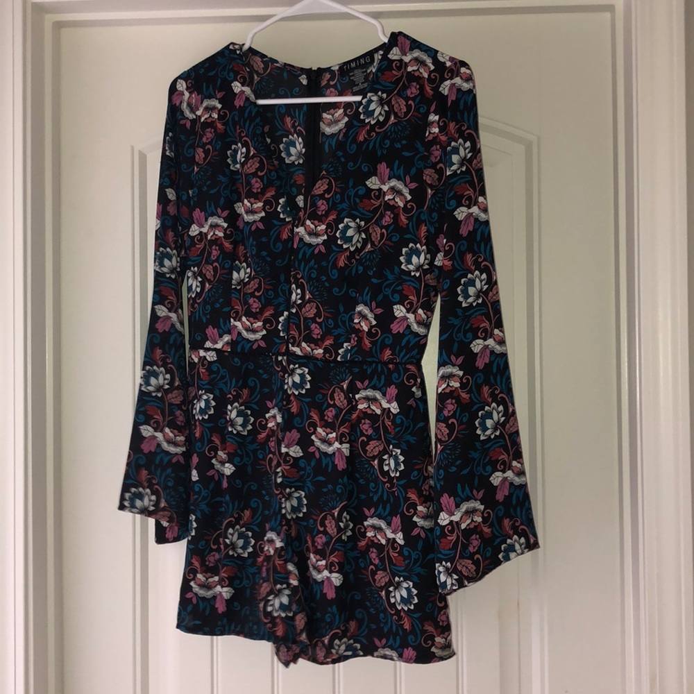 CUTE BOUTIQUE ROMPER